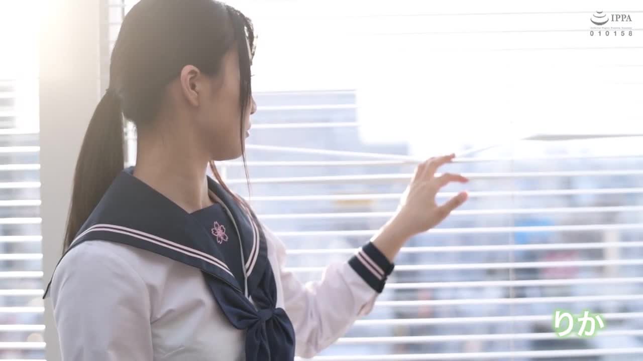 MDTM-815 与穿著水手服的淫秽庸俗美丽女孩中出性爱