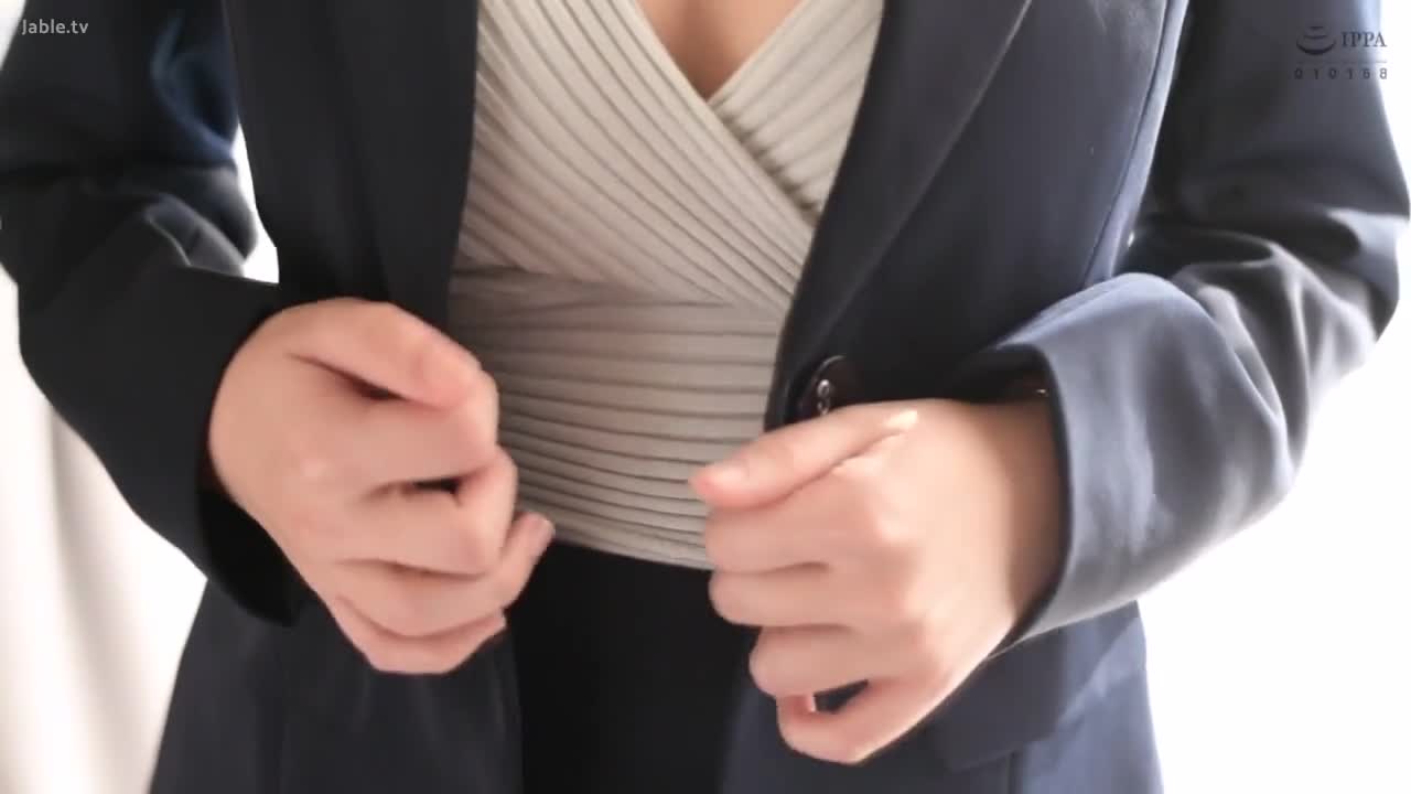 MDTM-762 一天晚上，在一家太可爱的公司下属的共享房间旅馆里，一场致力于外遇性交的酒会结束了，直到早上。富康武博 - 冨安れおな