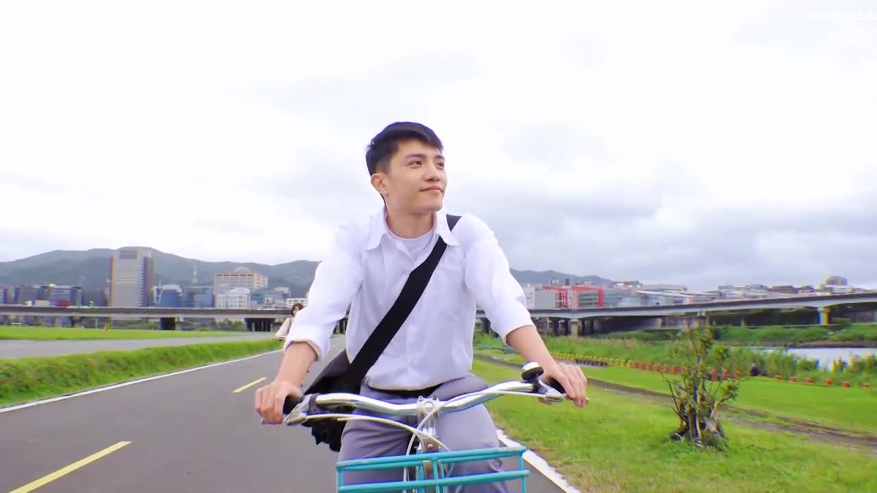 MD0228 撩人的甜美学妹 渴求学长进入我的身体