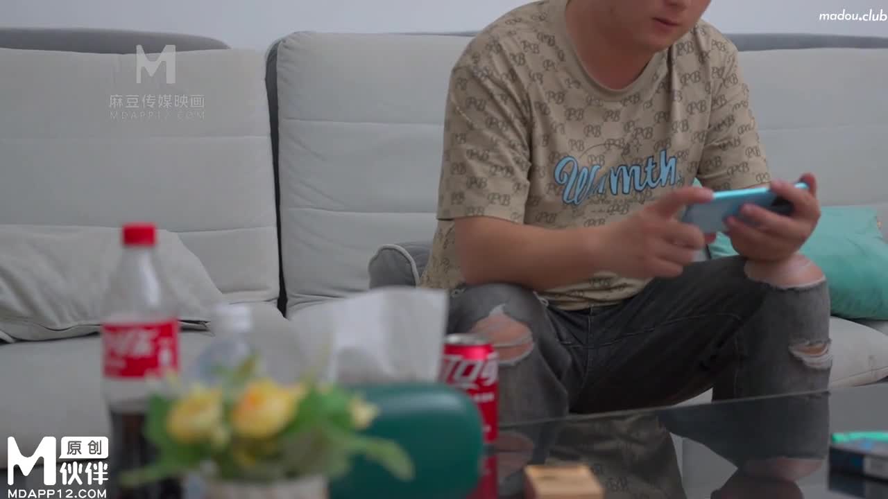 LY043 为夫还债惨遭凌辱