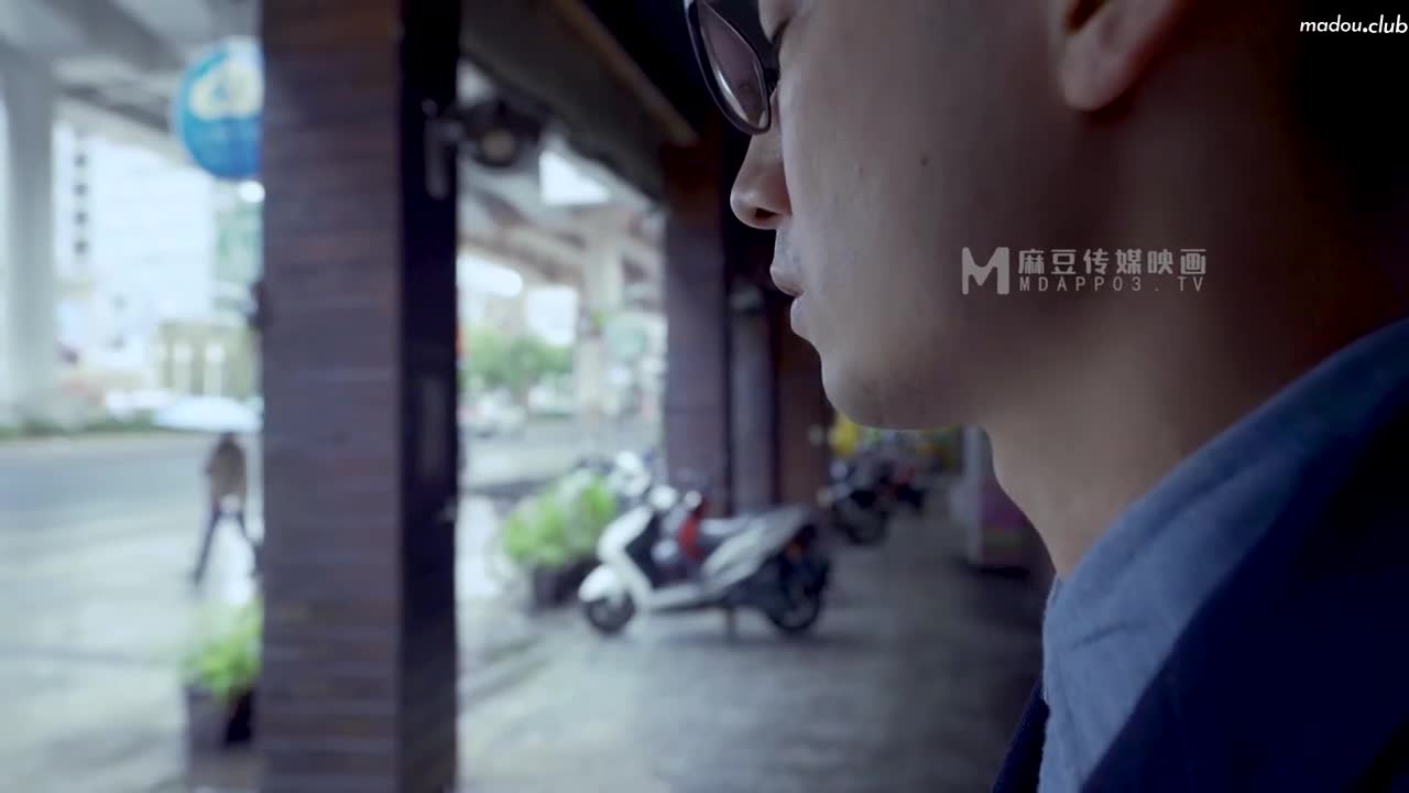MD0224 丈夫的绿帽嗜欲 看着妻子被陌生肉棒玩弄