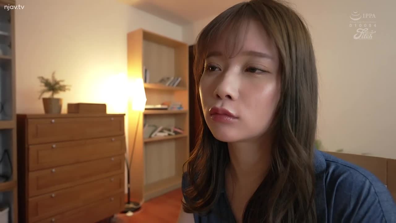 JUFE-523 结婚礼物NTR营：桃园丽奈，一位在公司举办的活动中沉浸在快乐中的巨乳妻子。 - 桃园怜奈