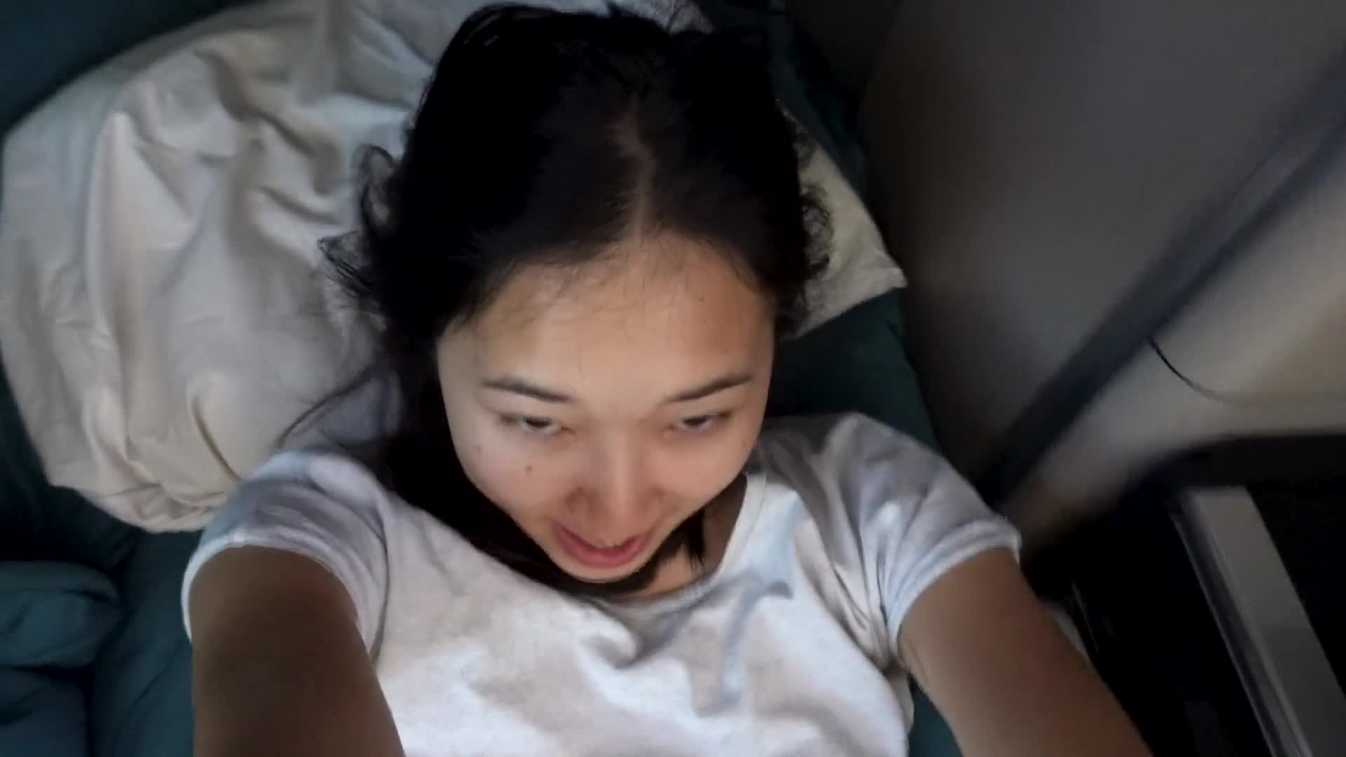 老色批不骗老色批，这是一个实打实的小黄片