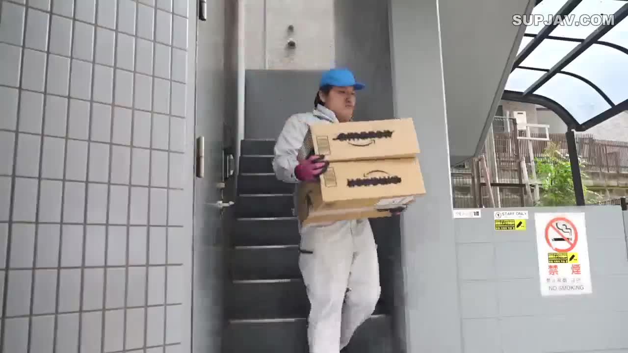 STARS-794 我想要孩子，我想要中出孩子-让我的 6 岁家庭教师说脏话“喜欢”我 宫岛美美 Miyajima - 宫岛芽衣
