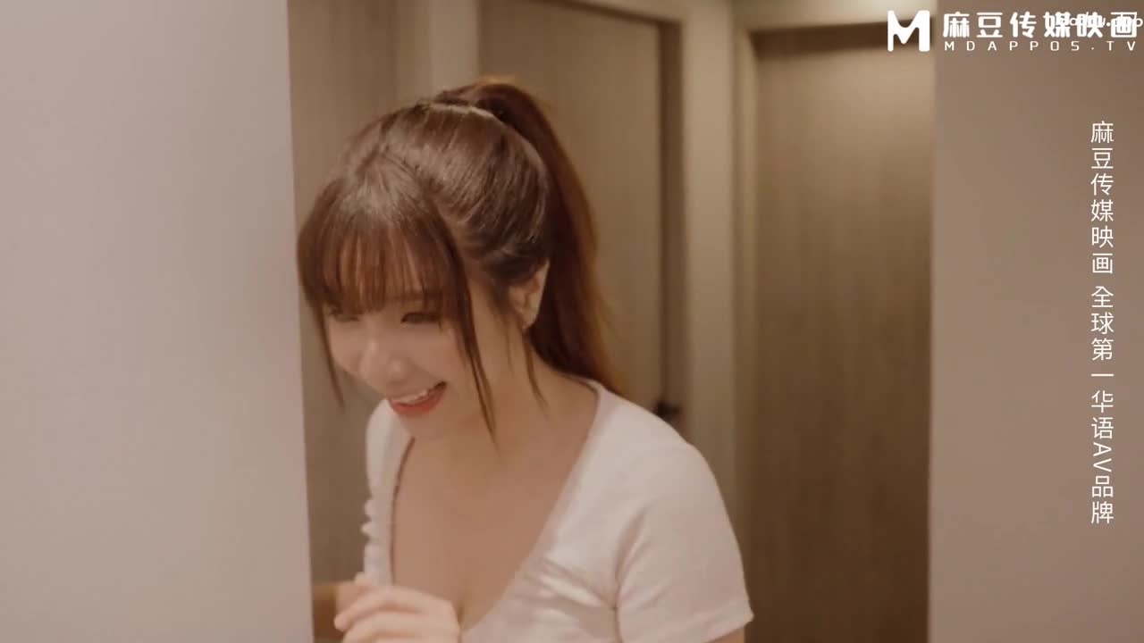 MGL0004 沉溺偷情的淫乱姐妹 绿帽老公怒操小姨子