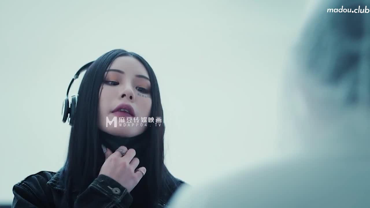 MD0150-3 疫情下的背德假期 父女篇  离异少女重温父亲怀抱