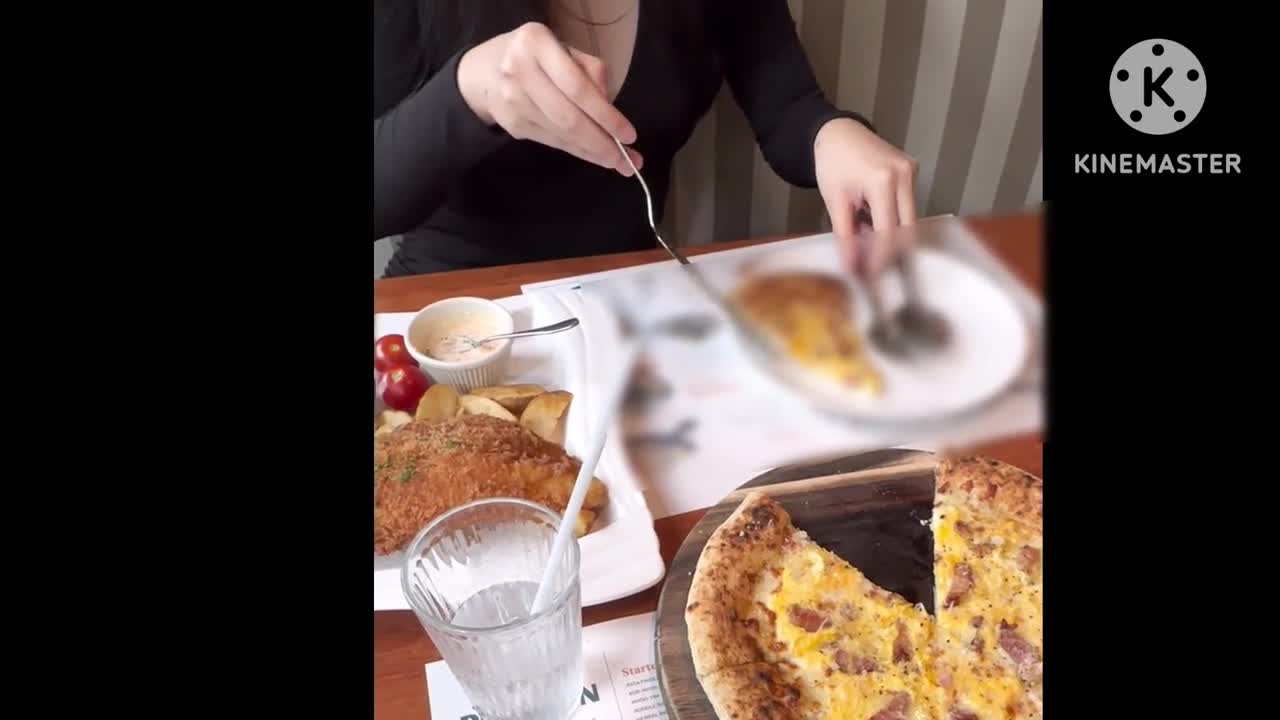 Cute Asian Girl ส่งงานกินข้าวงบ5,000 เสียงไทย