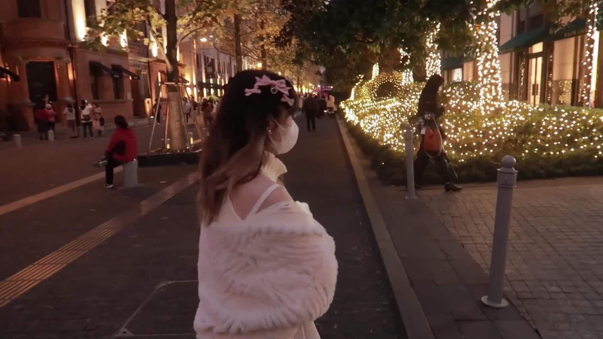 yy8ycom柔软娇嫩美少女甜蜜约会，太敏感了一摸小穴穴就淫水直流，喜欢这种水嫩的感觉