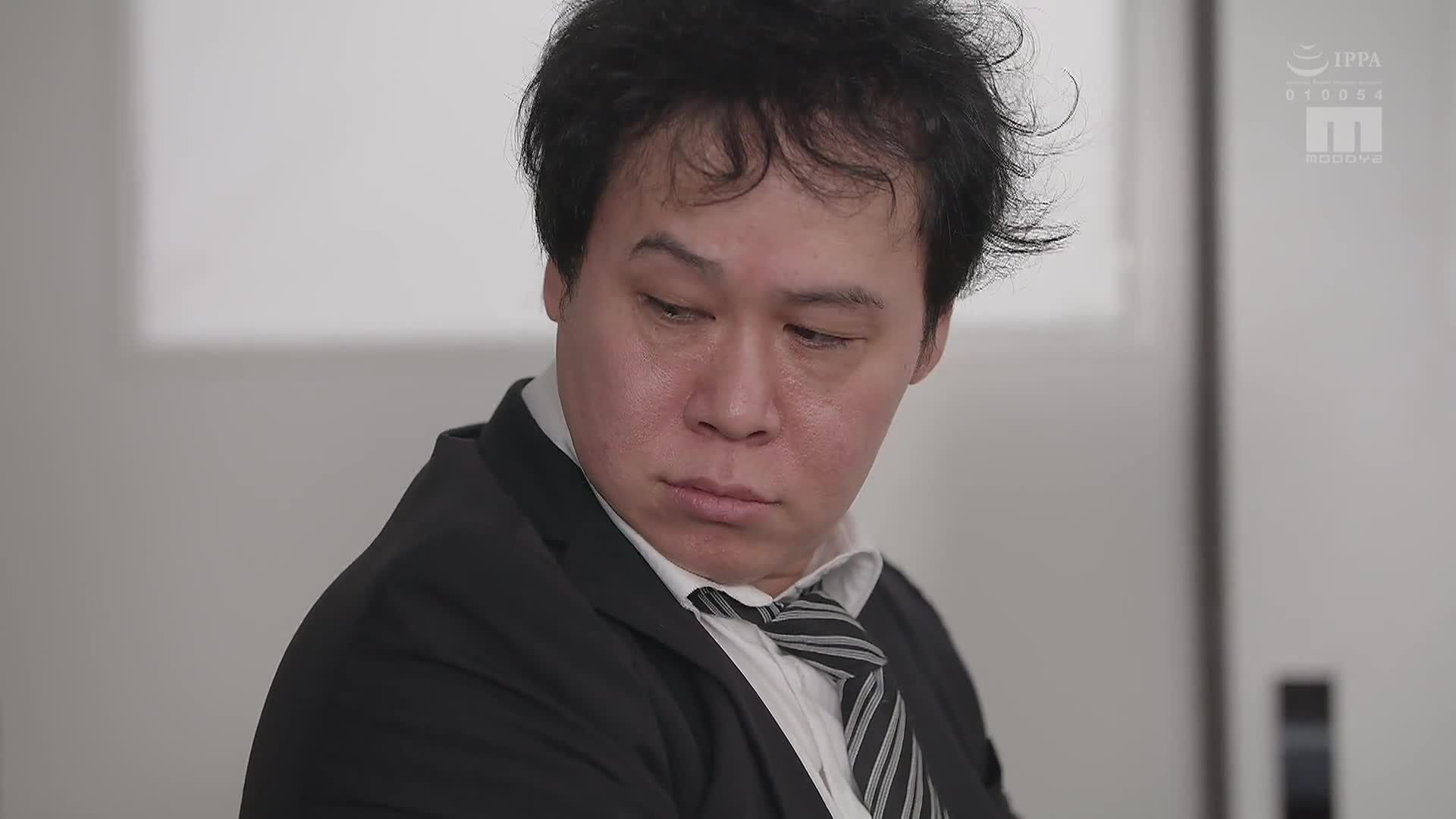 MIDV-508 湿漉漉、脏兮兮的内裤照与清爽笑容相差太远，诱惑你的小恶魔学生会会长美浜唯 - 三浜唯