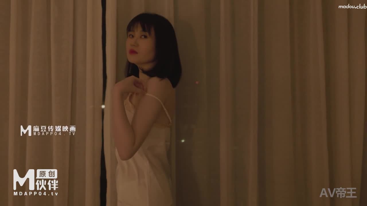 DW009 第一次拍片有点紧张 av帝王不懂怜香惜玉 操到她尖叫