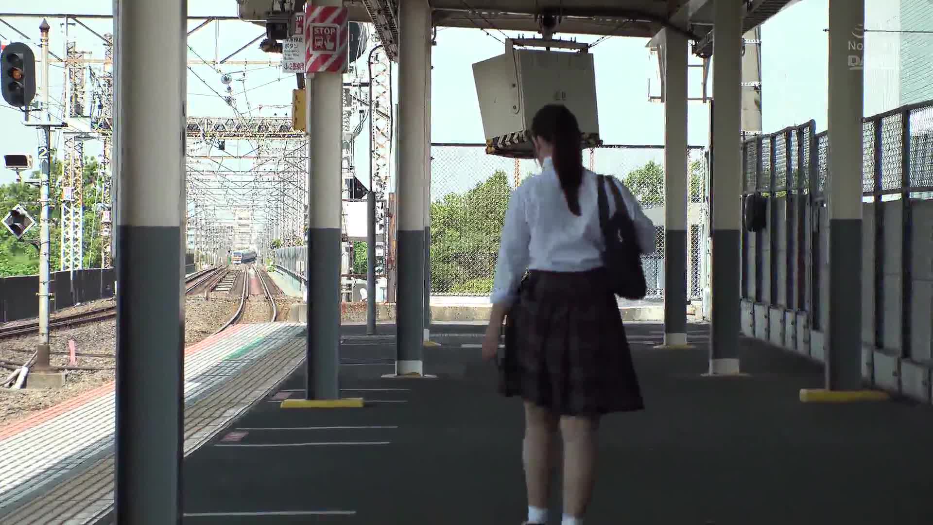 JUQ-450 Town Camp NTR 令人震惊的妻子在帐篷里中出的戴绿帽视频 竹内佑树 - 竹内有纪