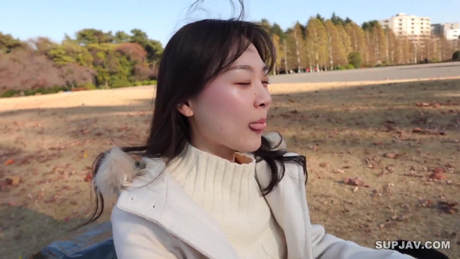 FC2-PPV-4311904 Shojibisutatsu 外面！限时3天！  FCUP美巨乳美女校生，清透肤质，透亮肤质，人心，腰差，正常又美丽！暗路的延续已经被遗忘，货真价实的美白已经实现了