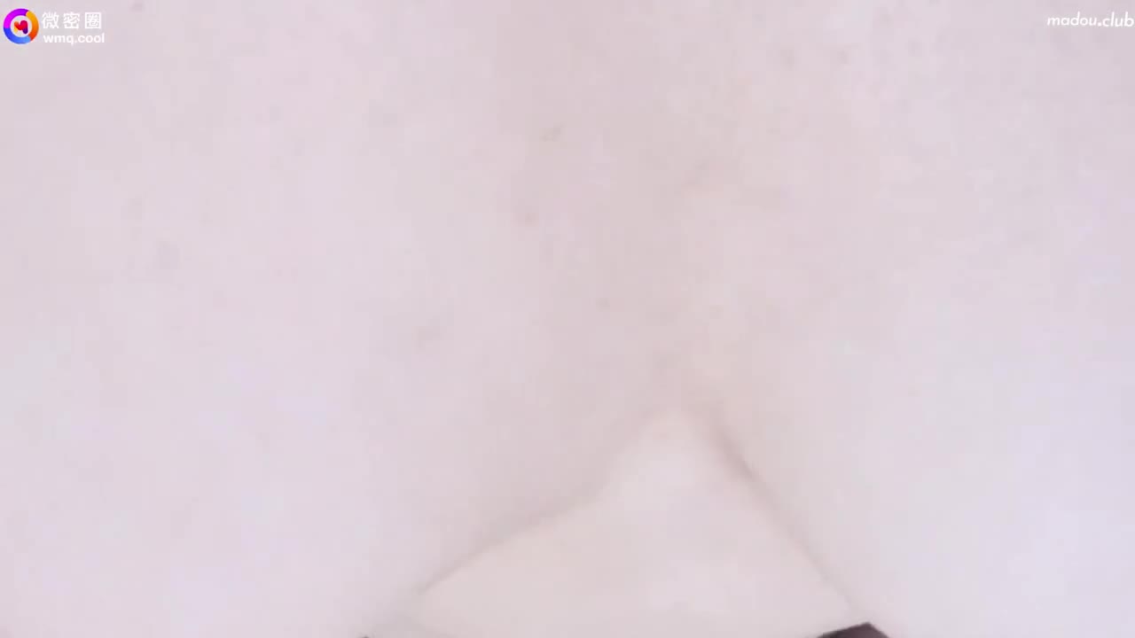 WMOG018 巨乳按摩师 e奶留学生下海做按摩被干到喷水