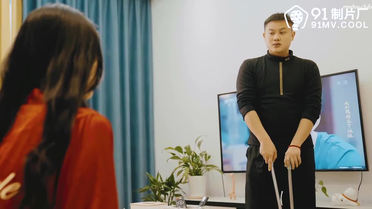 拜金母狗人妻  骑操朋友丰臀巨乳人妻 狂插骚逼淫水白浆四溢